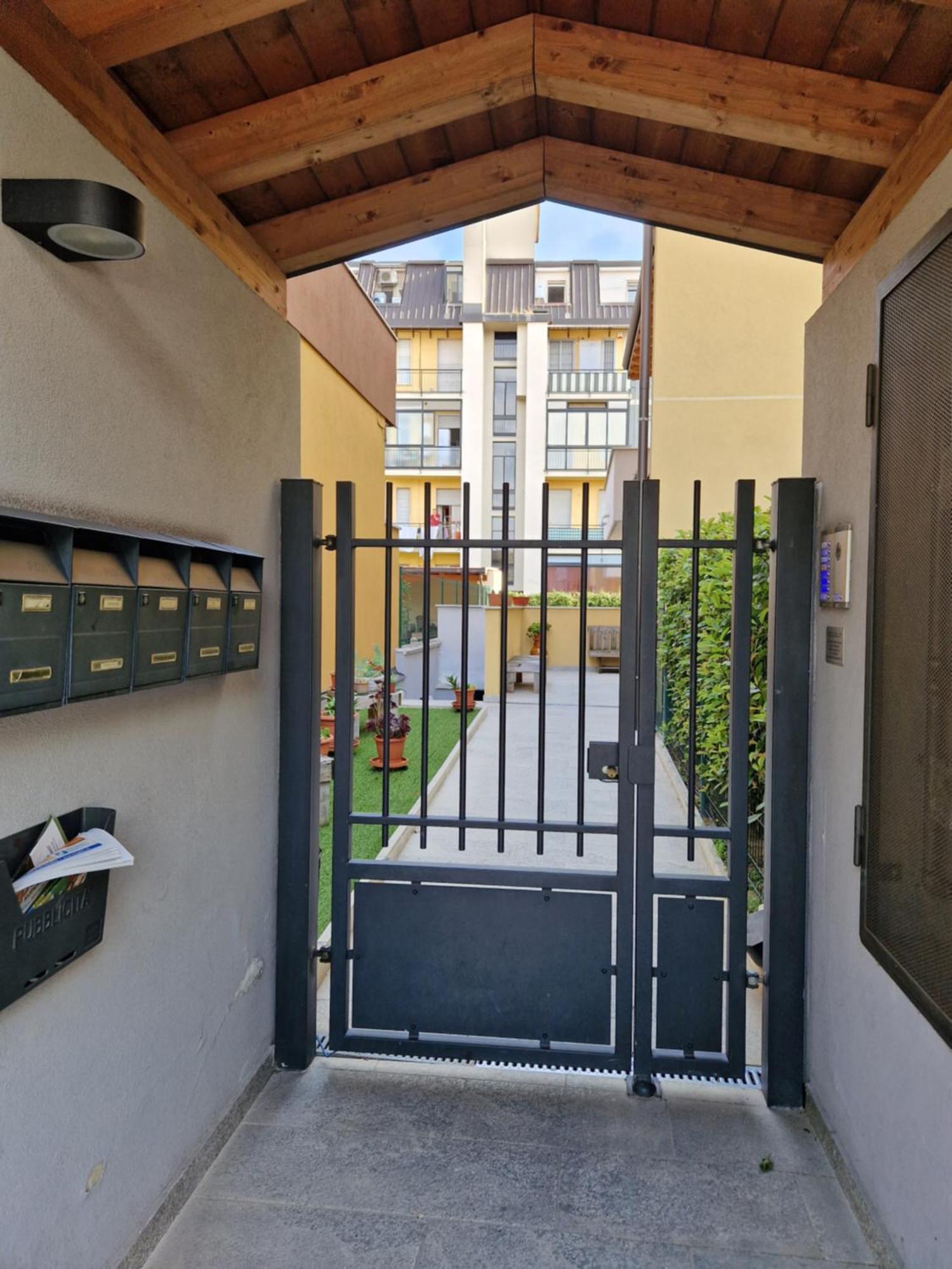 Appartamento Piccola Perla Cologno Monzese Luaran gambar